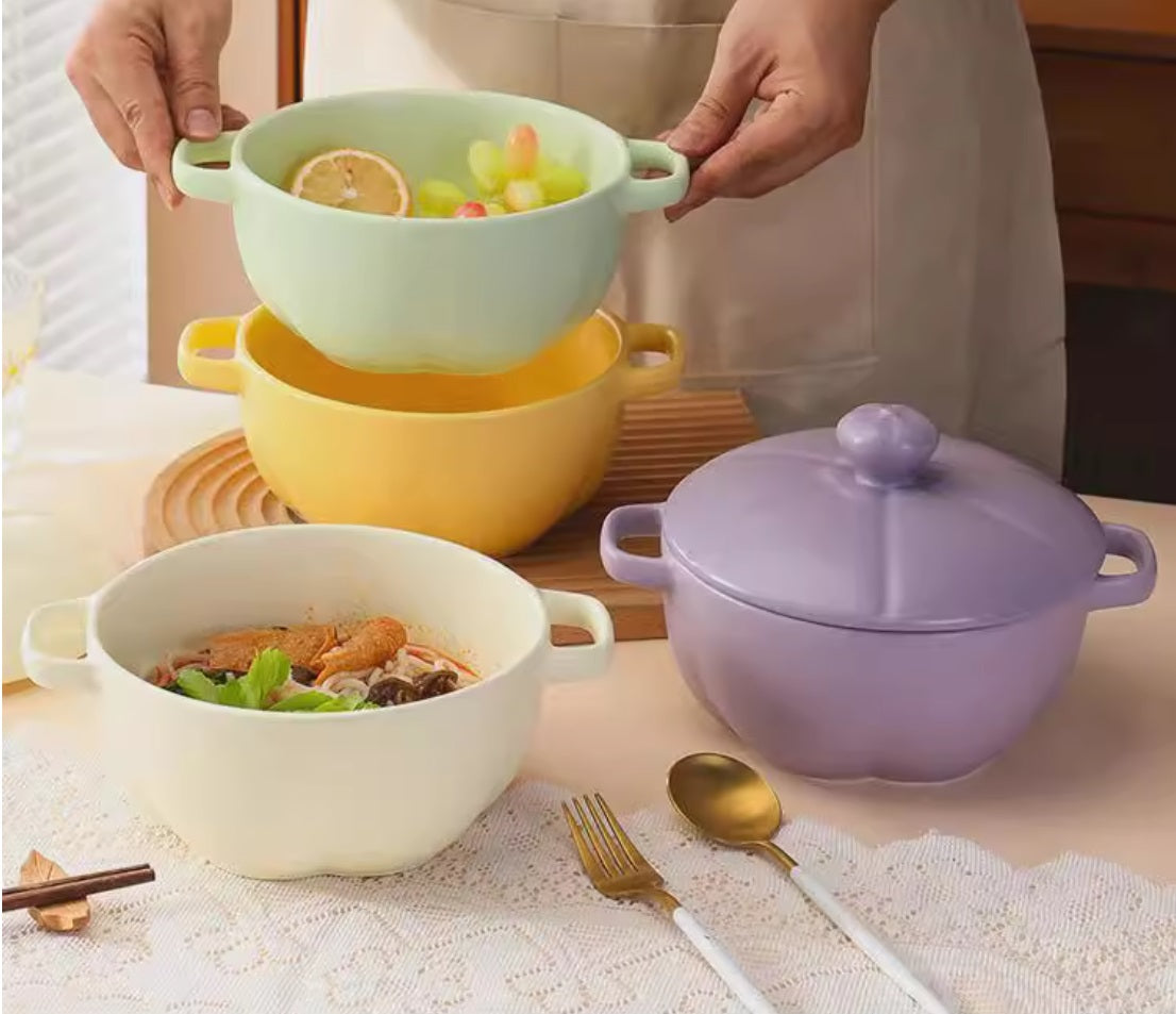 *$15 CLEARANCE SALE* Matt Floral Shaped 1.4L Baking Pot with Cover